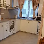 Apartament Ultracentral Monadin 2